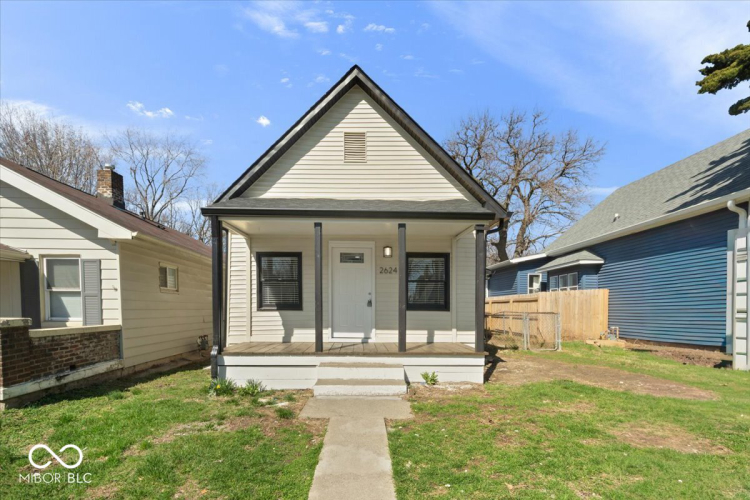 Listing Image 6