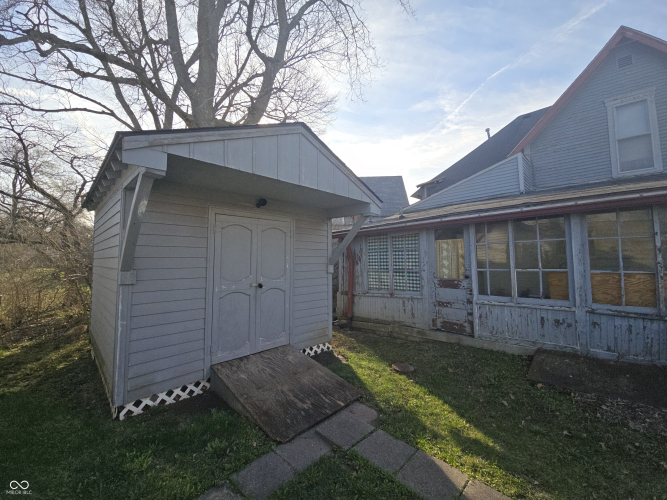 Listing Image 38