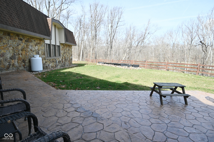 Listing Image 44