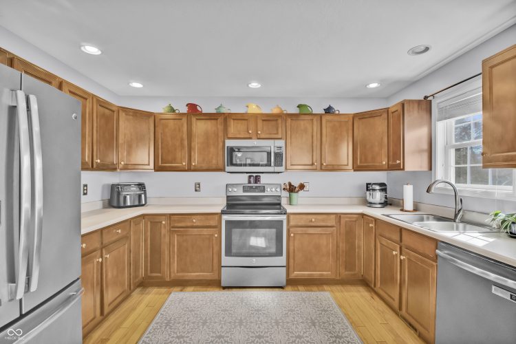 Listing Image 35