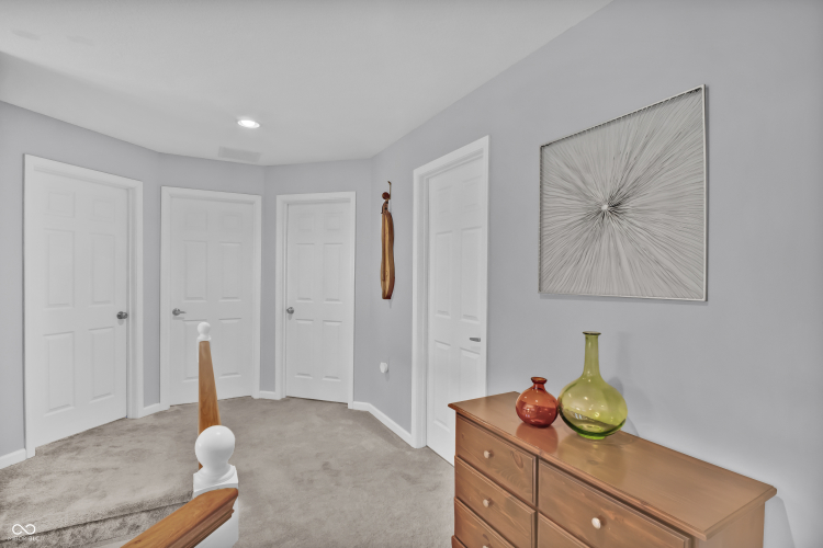 Listing Image 54