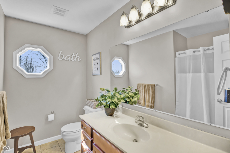 Listing Image 55