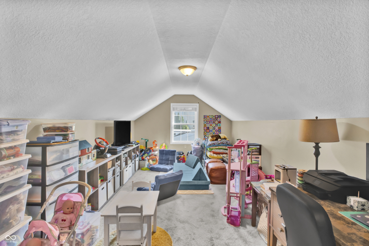Listing Image 63
