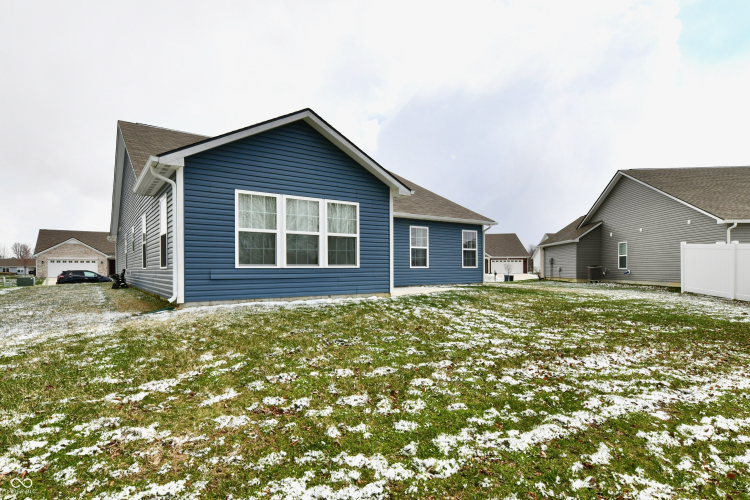 Listing Image 73