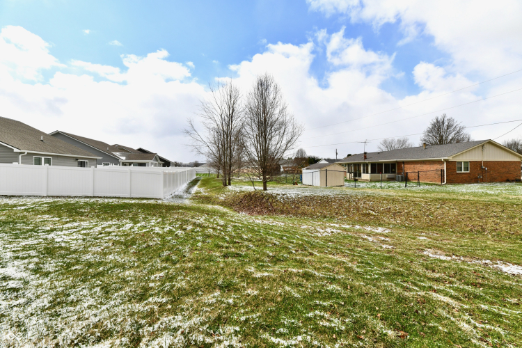 Listing Image 74