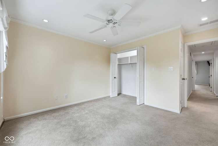 Listing Image 28