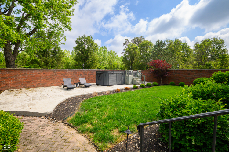 Listing Image 44