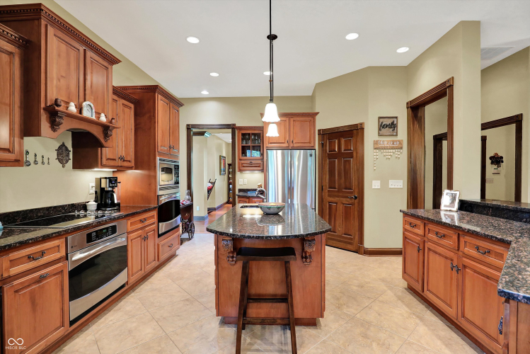 Listing Image 22