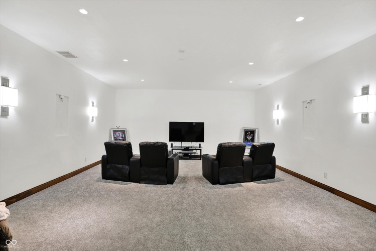 Listing Image 58