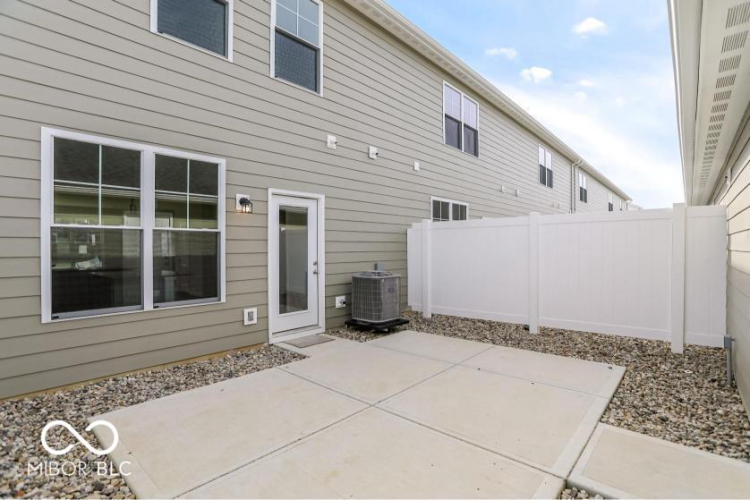Listing Image 37