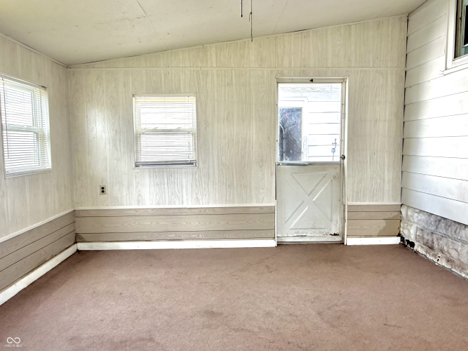 Listing Image 41