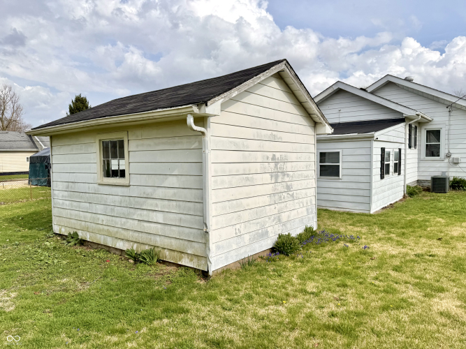 Listing Image 47