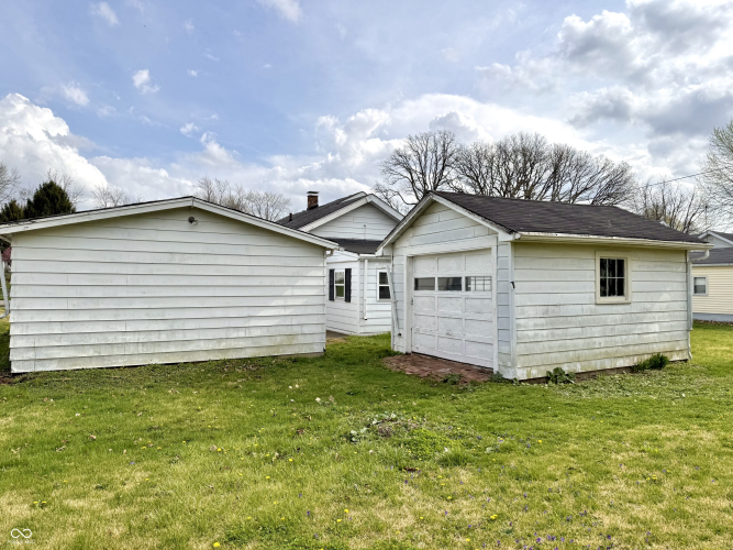 Listing Image 48