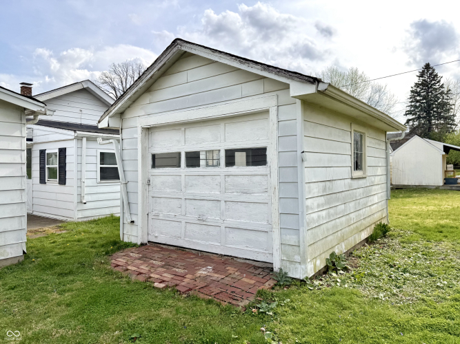 Listing Image 49