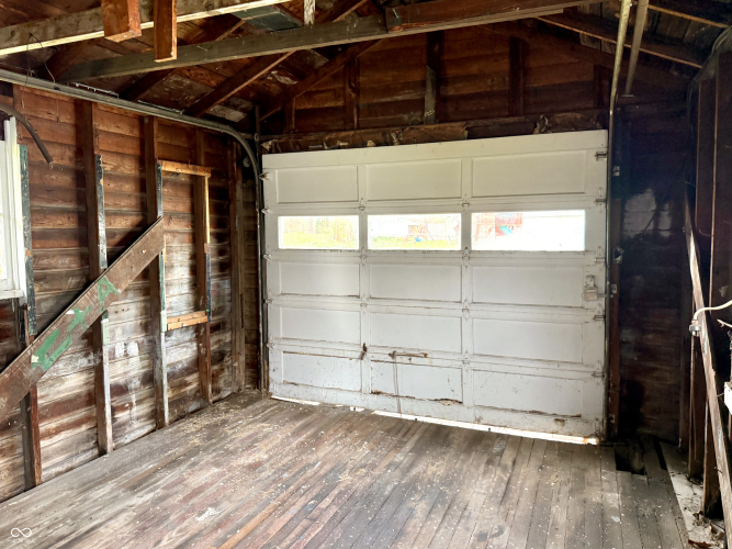 Listing Image 51
