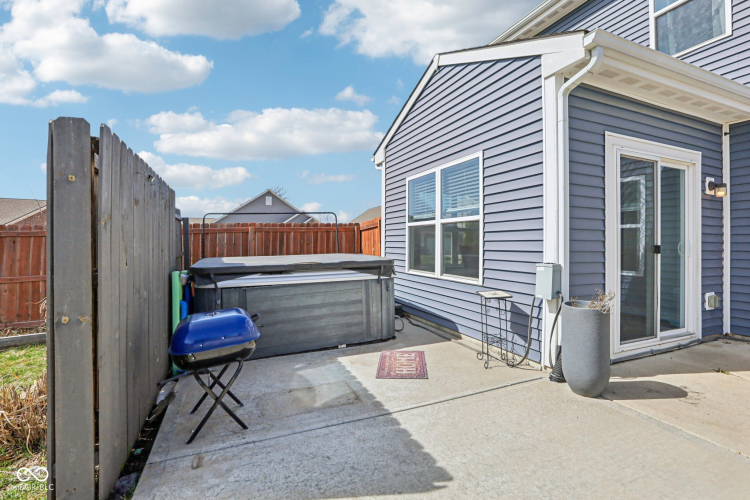 Listing Image 45