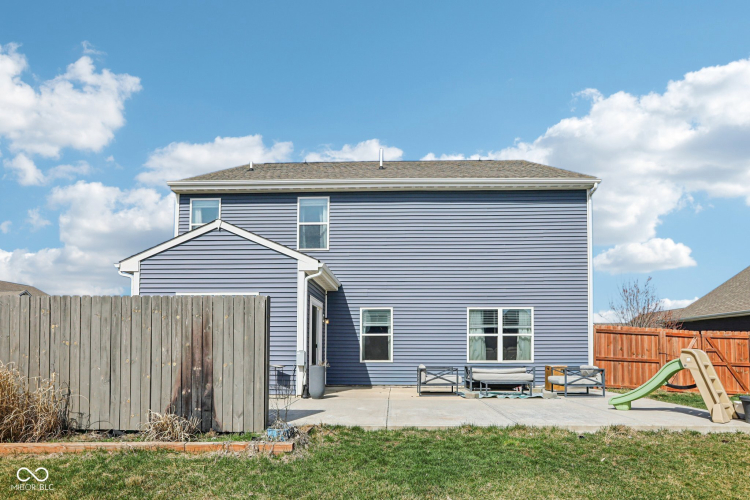 Listing Image 48