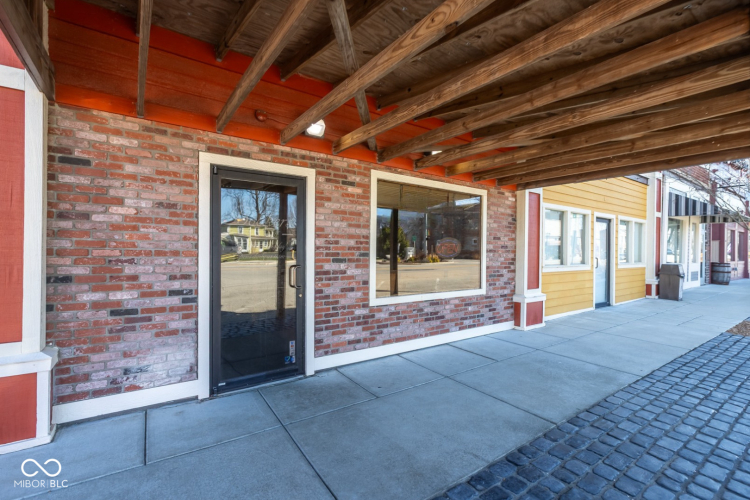 Listing Image 9