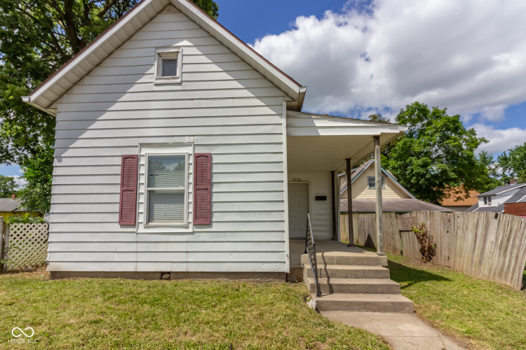 Listing Image 2