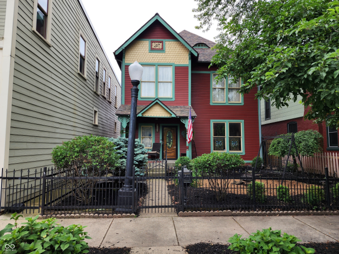 Listing Image 3