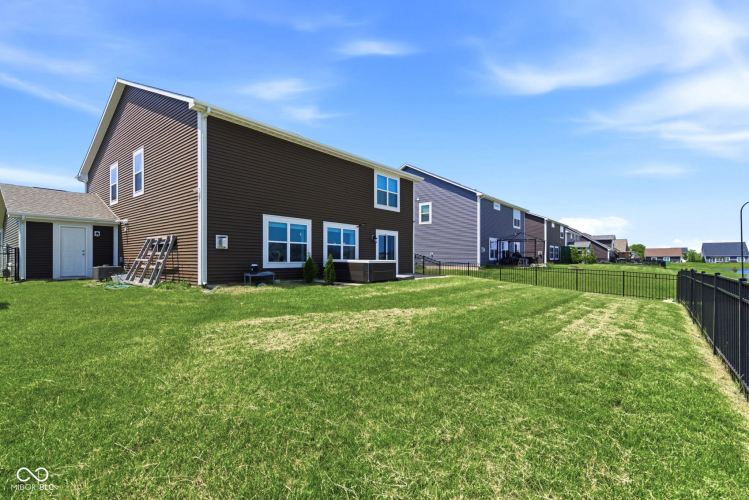 Listing Image 22