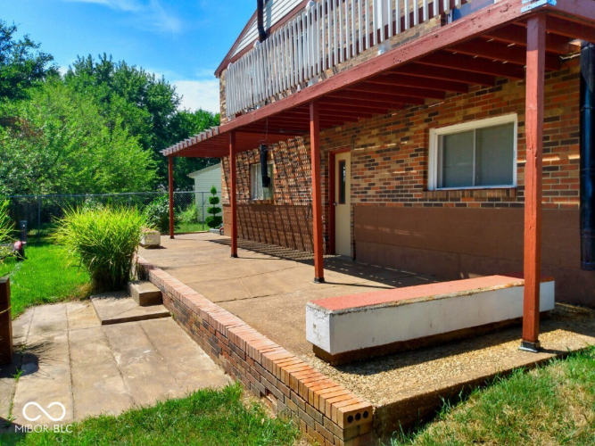 Listing Image 8