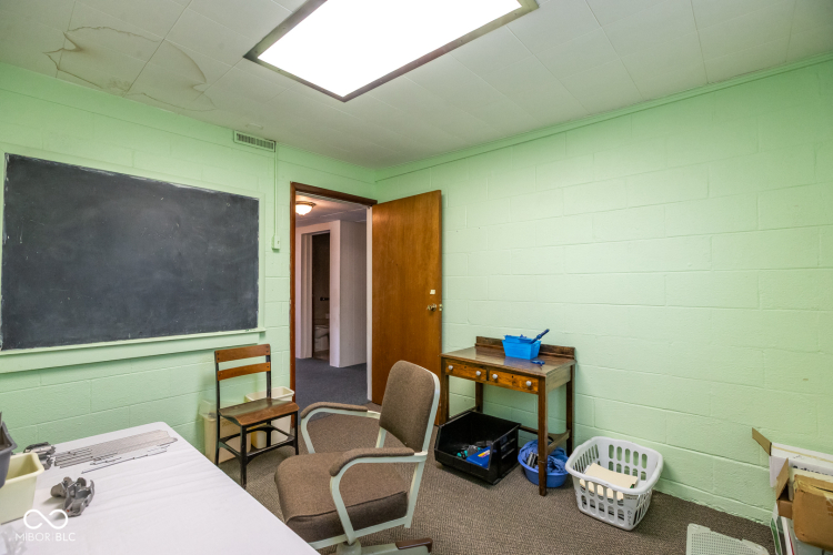 Listing Image 26