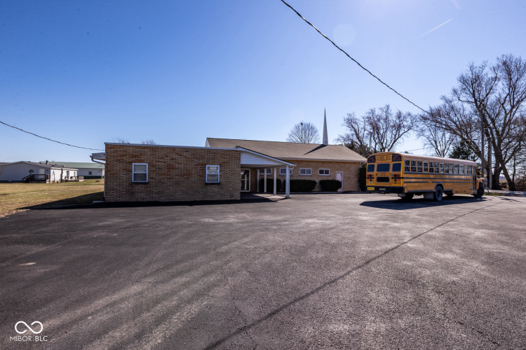 Listing Image 9