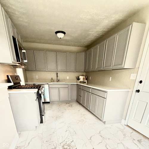 Listing Image 18
