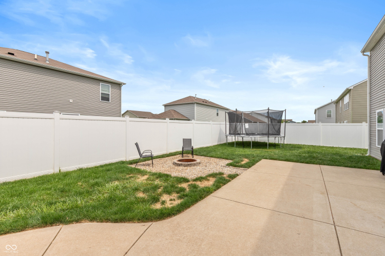 Listing Image 21