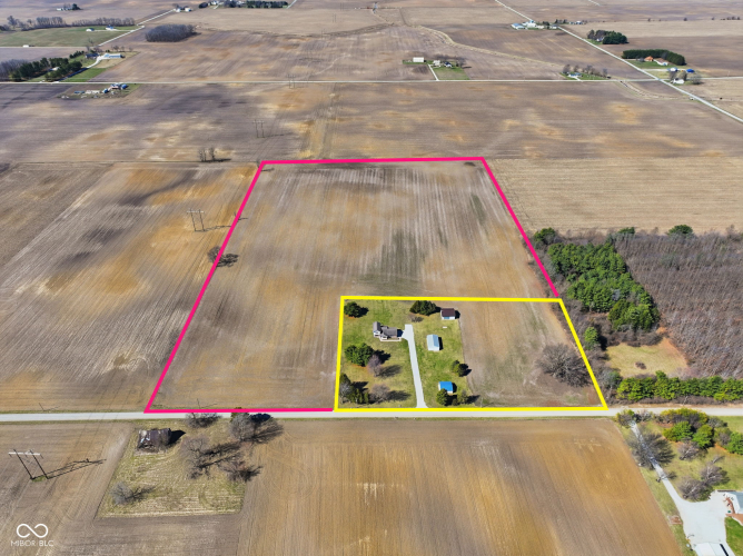 Listing Image 4