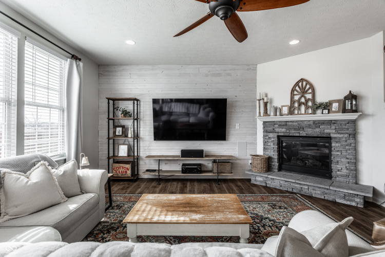 Listing Image 14