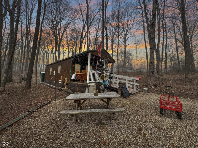 Listing Image 11