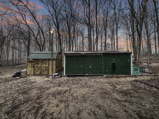 Listing Image 8