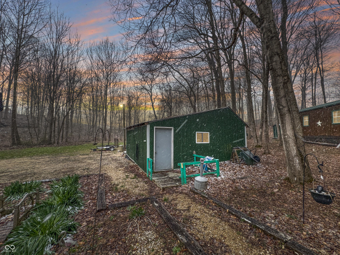 Listing Image 10