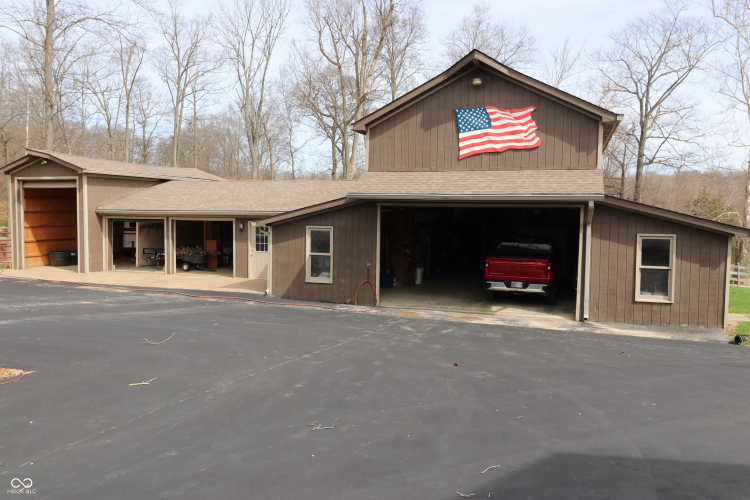Listing Image 29