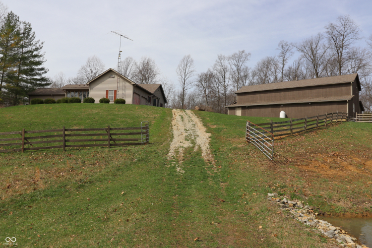 Listing Image 38