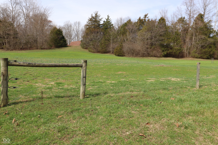 Listing Image 46