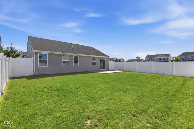 Listing Image 24