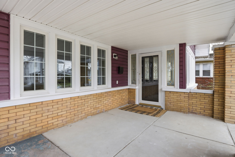 Listing Image 17