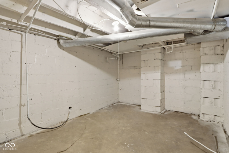 Listing Image 55