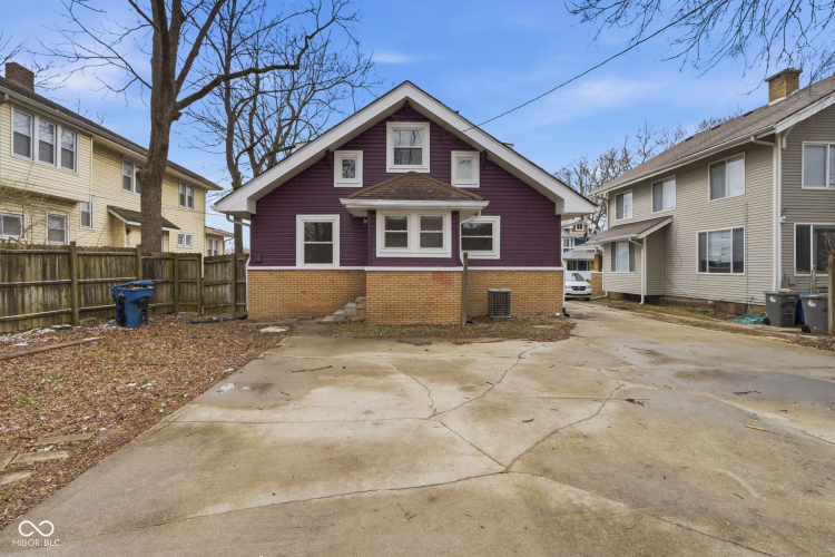 Listing Image 60