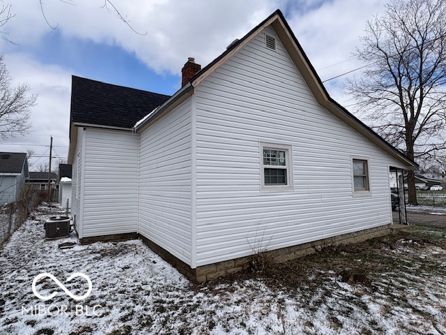 Listing Image 3