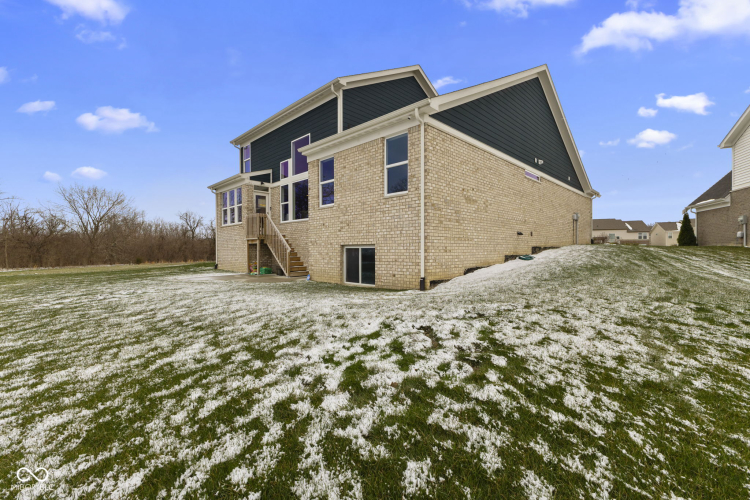Listing Image 42