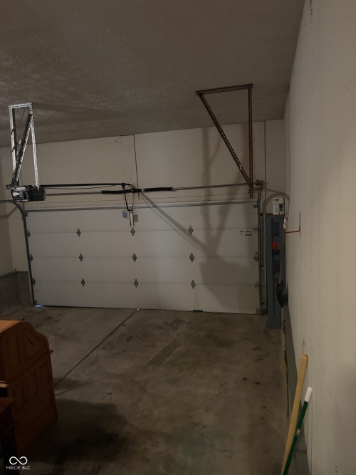Listing Image 41