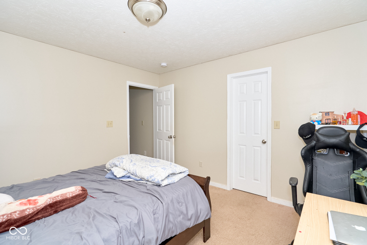 Listing Image 54
