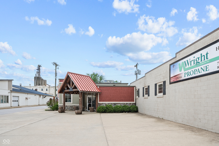 Listing Image 22