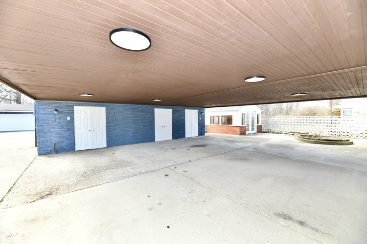 Listing Image 27