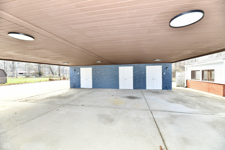 Listing Image 28