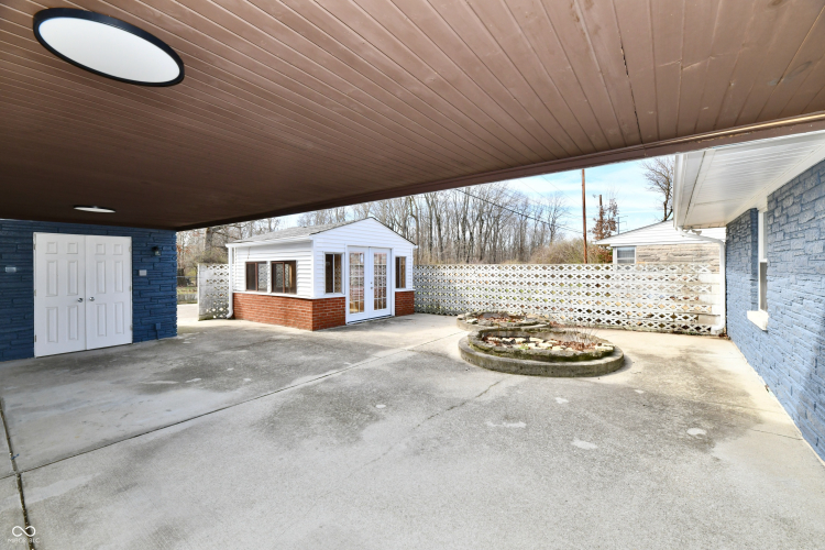 Listing Image 29